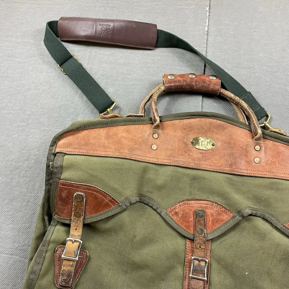 Vintage Orvis Battenkill Garment Bag Beautiful Aged Leather & Green Field Canvas